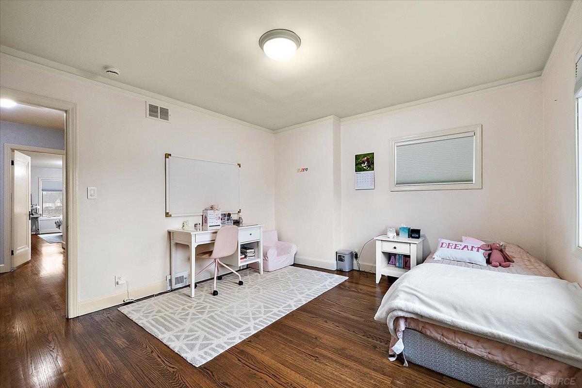 719 Fisher Road Grosse Pointe, MI 48230 - Photo 31 of 60 Gallery Image 31