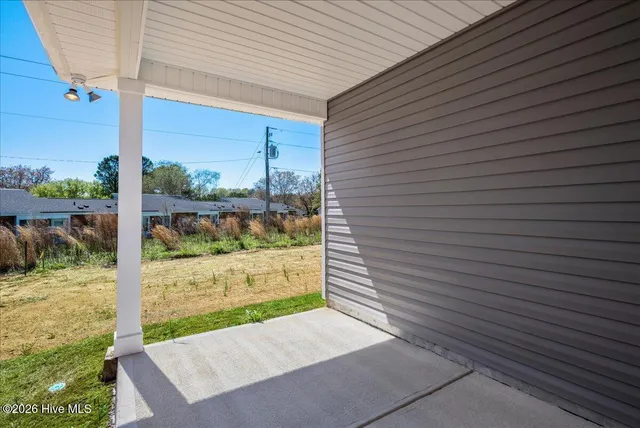 $340,350 | 819 Hidden Brg Drive, Jacksonville, NC 28546