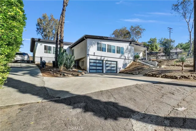 $900,000 | 6128 Hawarden Drive, Riverside, CA 92506
