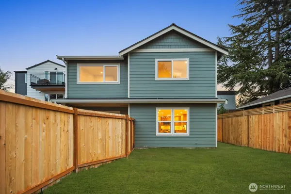 $799,000 | 8508 1st Avenue Northeast, Seattle, WA 98115