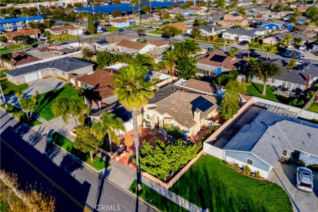$1,550,000 | 18202 Beach Boulevard, Huntington Beach, CA 92648
