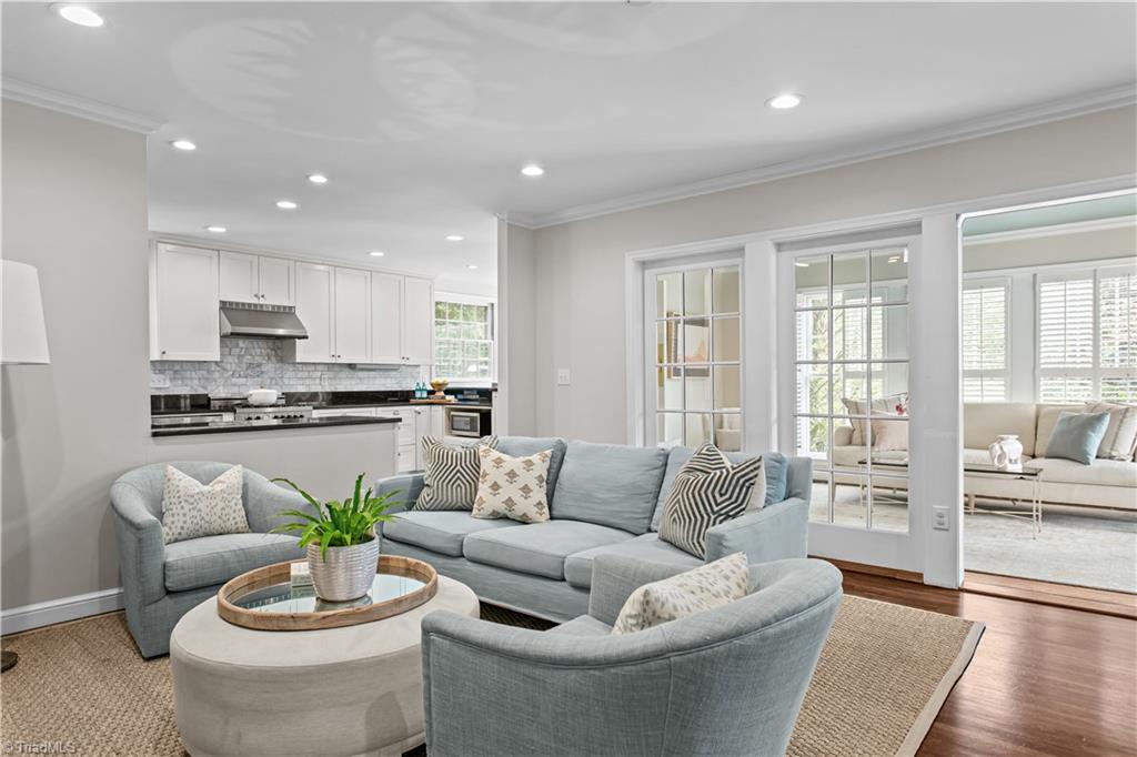 719 Dover Road Greensboro, NC 27408 - Photo 15 of 44