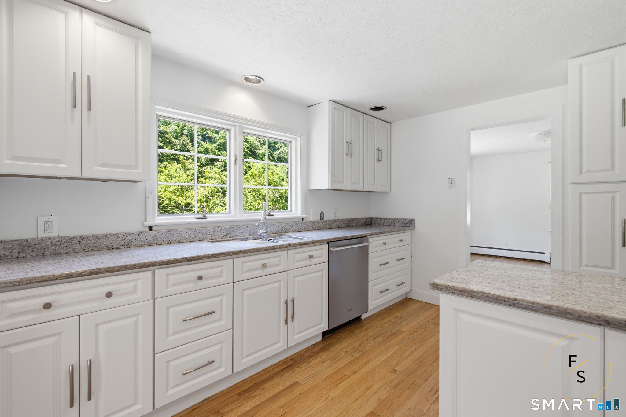 24 Amos Street Hamden, CT 06518 - Photo 20 of 39