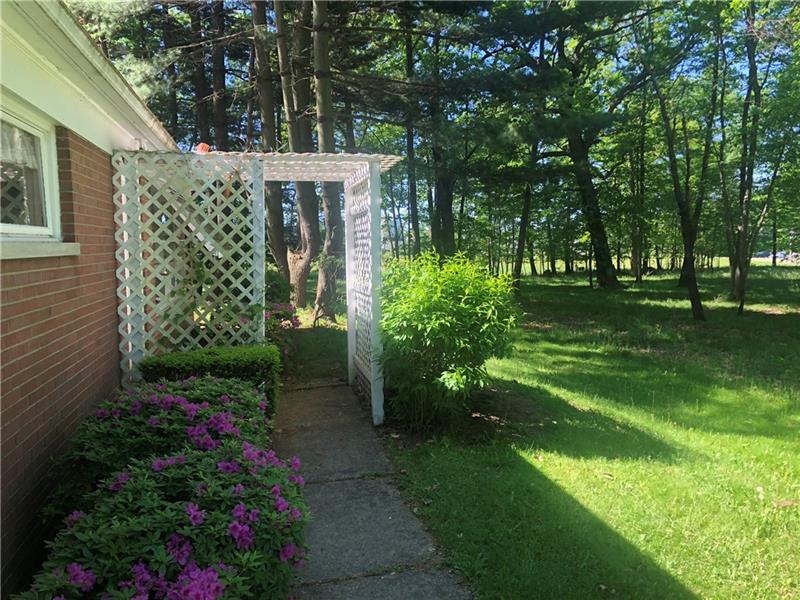 3330 McConnell Road Hermitage, PA 16148 - Photo 17 of 20 Gallery Image 17