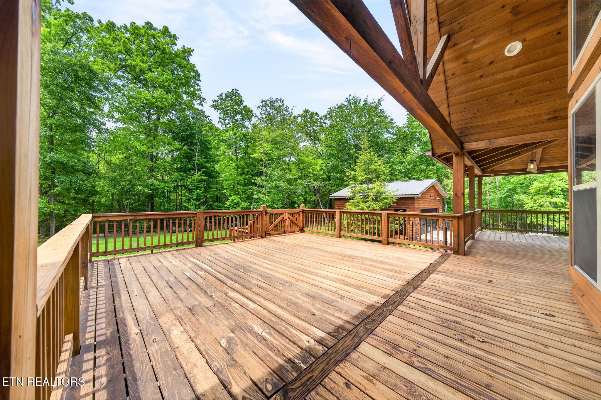 704 White Oak Road Monterey, TN 38574 - Photo 49 of 60