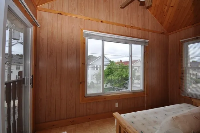 $3,000 | 40 Englewood Avenue, Unit 2, Everett, MA 02149