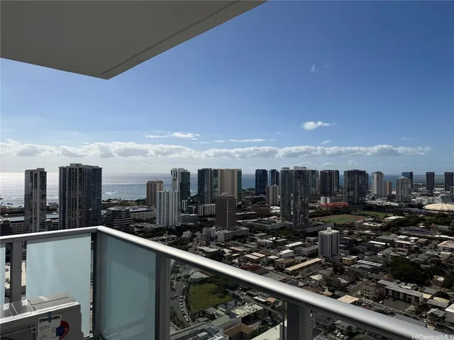 $3,900 | 1515 Liona Street, Unit 4316, Honolulu, HI 96814