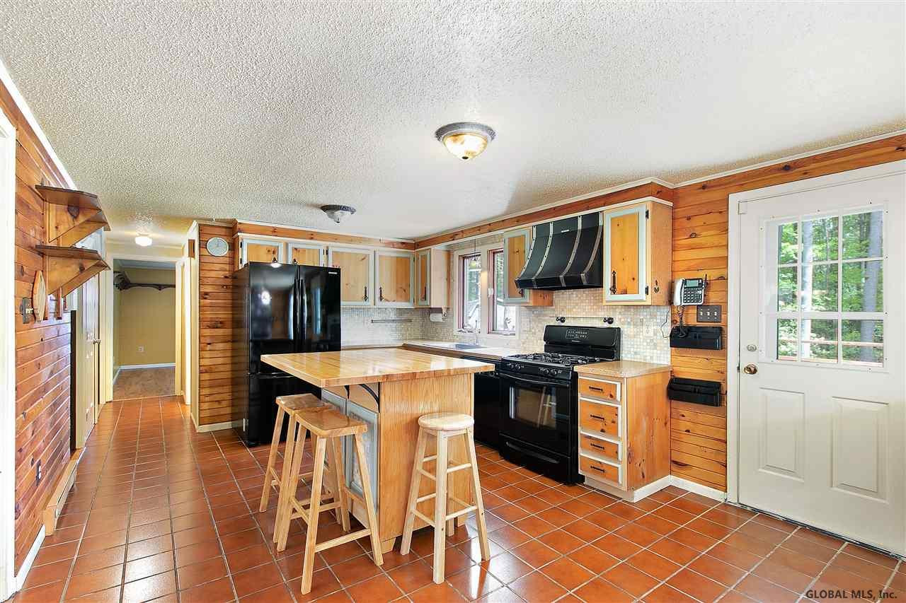 2 Pennyroyal Road Malta, NY 12020 - Photo 12 of 35 Photo 12