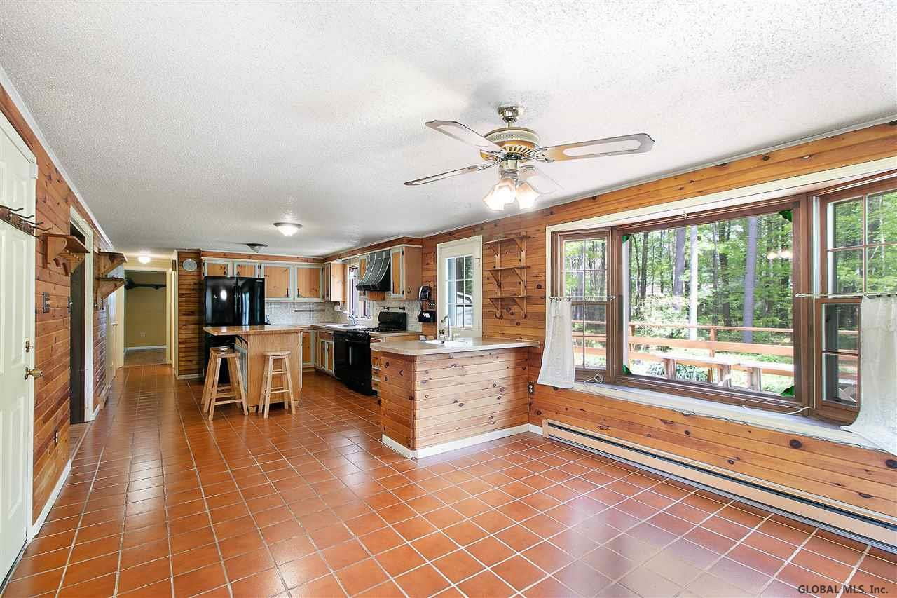 2 Pennyroyal Road Malta, NY 12020 - Photo 10 of 35 Photo 10
