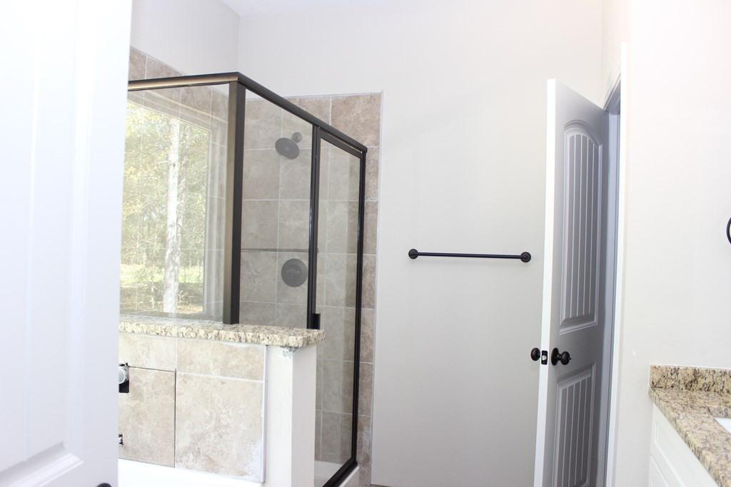 4073 Peach Orchard Road Hephzibah, GA 30815 - Photo 24 of 40 Master bath