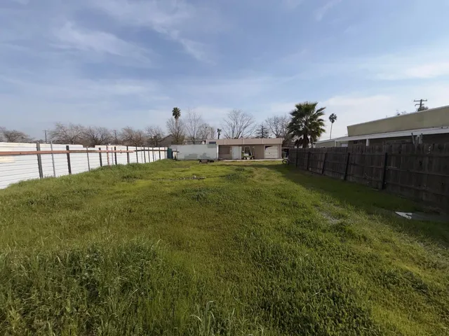 $225,000 | 707 N Street, Rio Linda, CA 95673