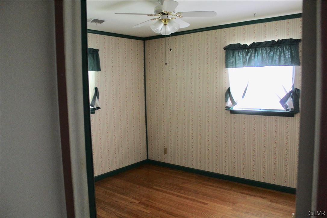 1843 Hampton Road Bethlehem, PA 18020 - Photo 12 of 22 Gallery Image 12