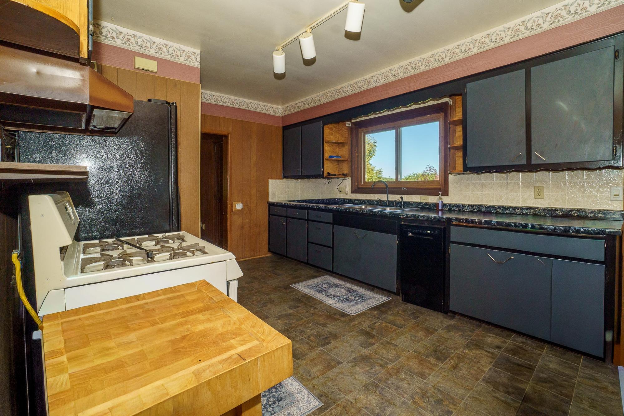 10354 Wood Ramsay, MI 49959 - Photo 6 of 36 Gallery Image 6
