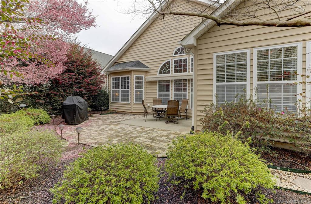 2312 Jade Lane Fort Mill, SC 29708 - Photo 2 of 32