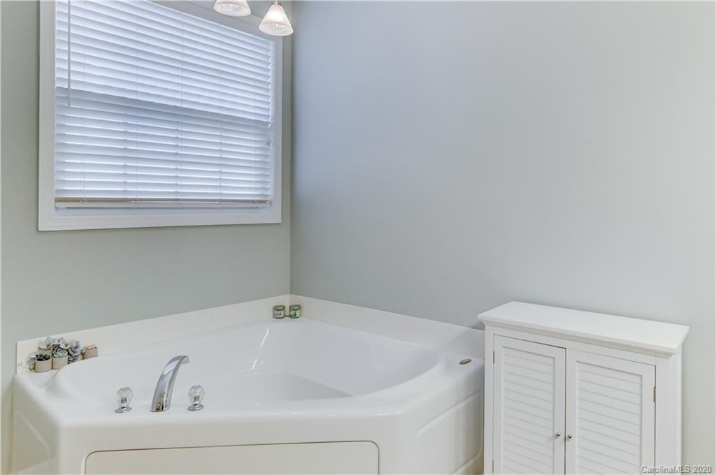 2312 Jade Lane Fort Mill, SC 29708 - Photo 26 of 32