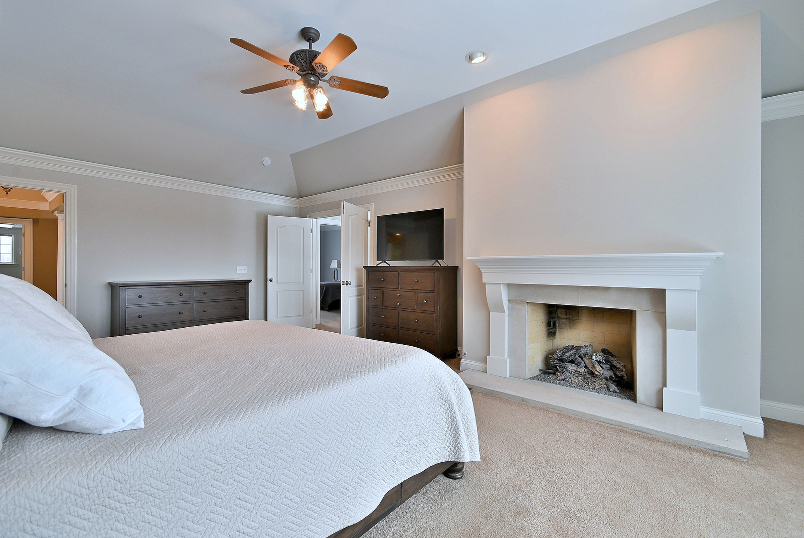 40W439 East Laura Ingalls Wilder Road St. Charles, IL 60175 - Photo 28 of 64