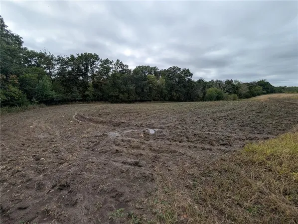 $357,500 | East 270th Avenue, Blythedale, MO 64426