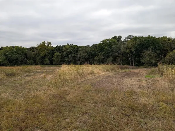 $357,500 | East 270th Avenue, Blythedale, MO 64426