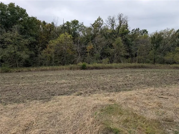 $357,500 | East 270th Avenue, Blythedale, MO 64426