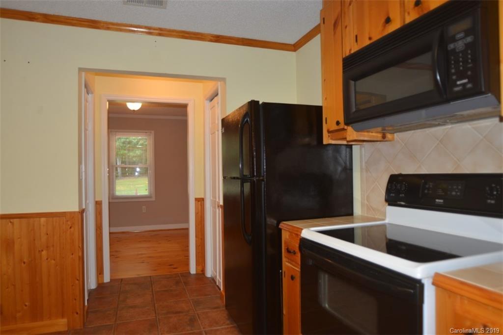 390 Cherry Mountain Road Bostic, NC 28018 - Photo 12 of 43 Gallery Image 12