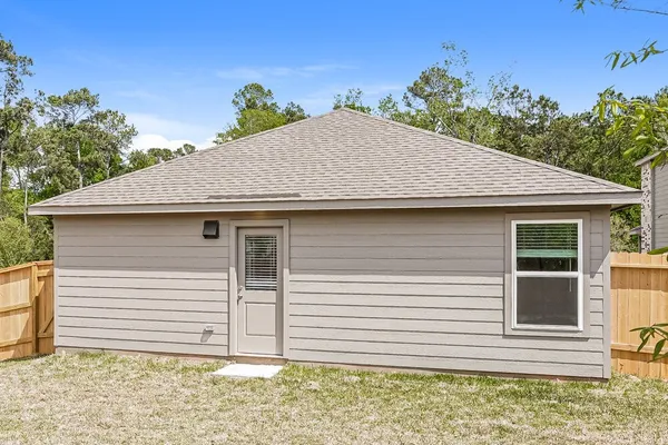 $2,085 | 15231 Abella Drive, Conroe, TX 77316