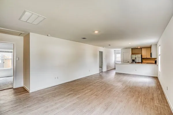 $2,085 | 15231 Abella Drive, Conroe, TX 77316