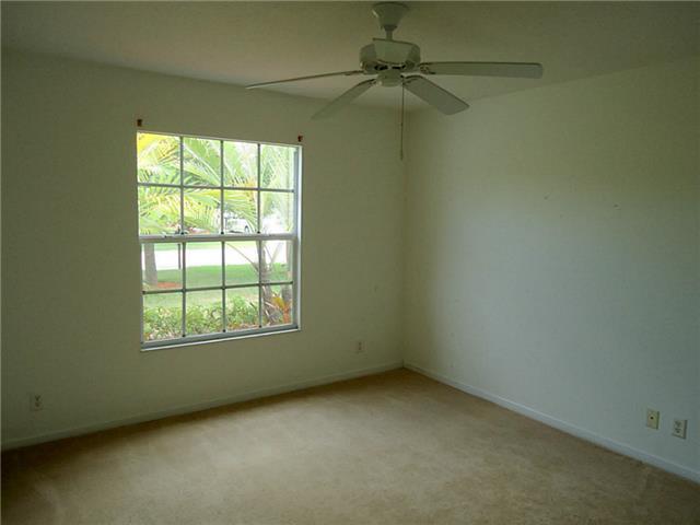 2514 Southwest Impala Way Stuart, FL 34997 - Photo 10 of 25 Gallery Image 10