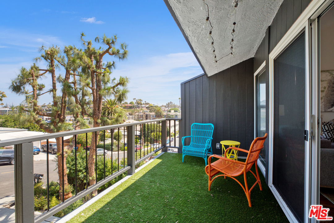 418 Talbert Street Playa del Rey, CA 90293 - Photo 12 of 48