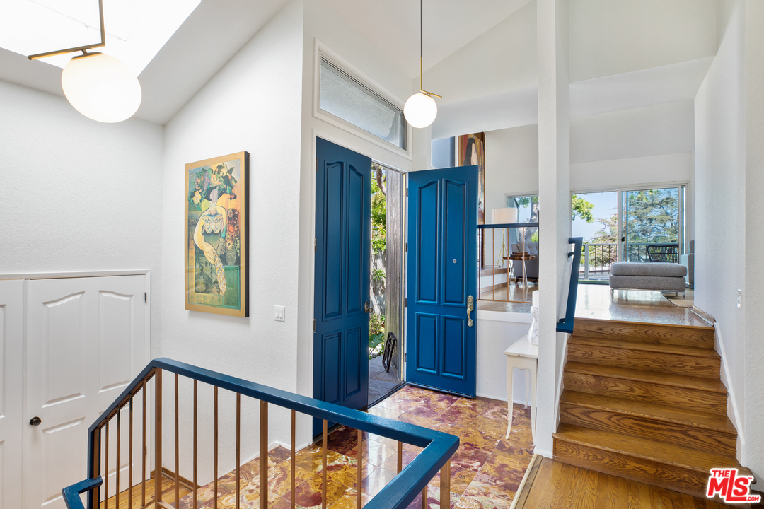 418 Talbert Street Playa del Rey, CA 90293 - Photo 8 of 48