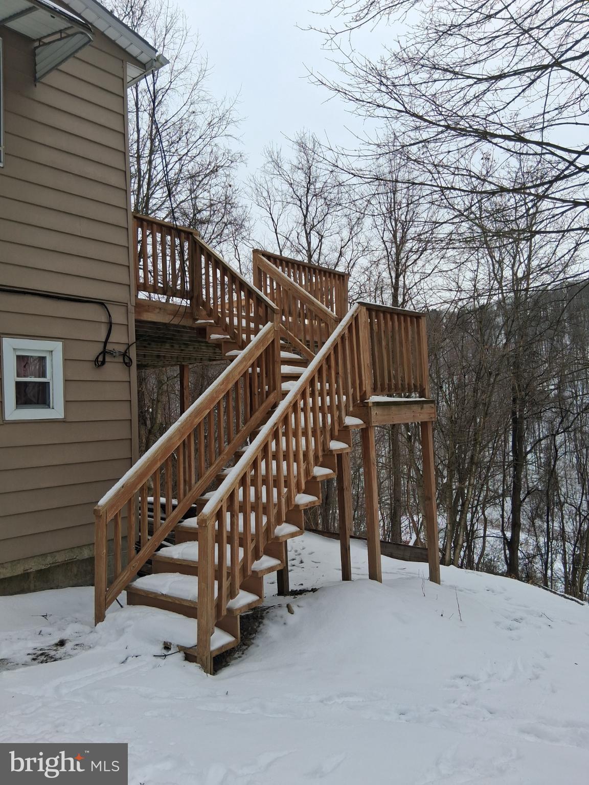 265 View Street Johnstown, PA 15902 - Photo 53 of 64 Stairs leading to deck.