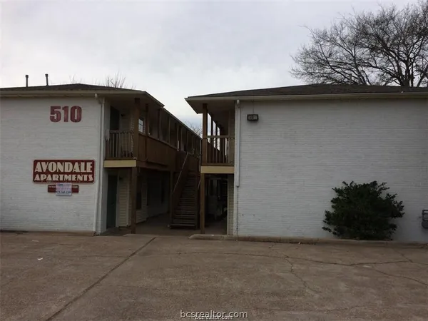 $815 | 510 Avondale Avenue, Unit 14, Bryan, TX 77802