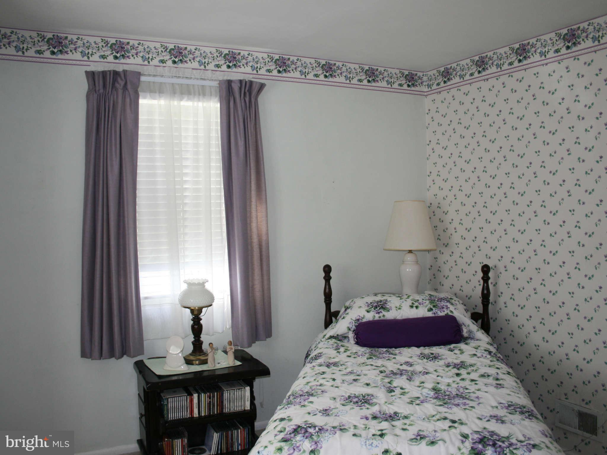 1822 Ridgewick Road Glen Burnie, MD 21061 - Photo 11 of 29 Bedroom