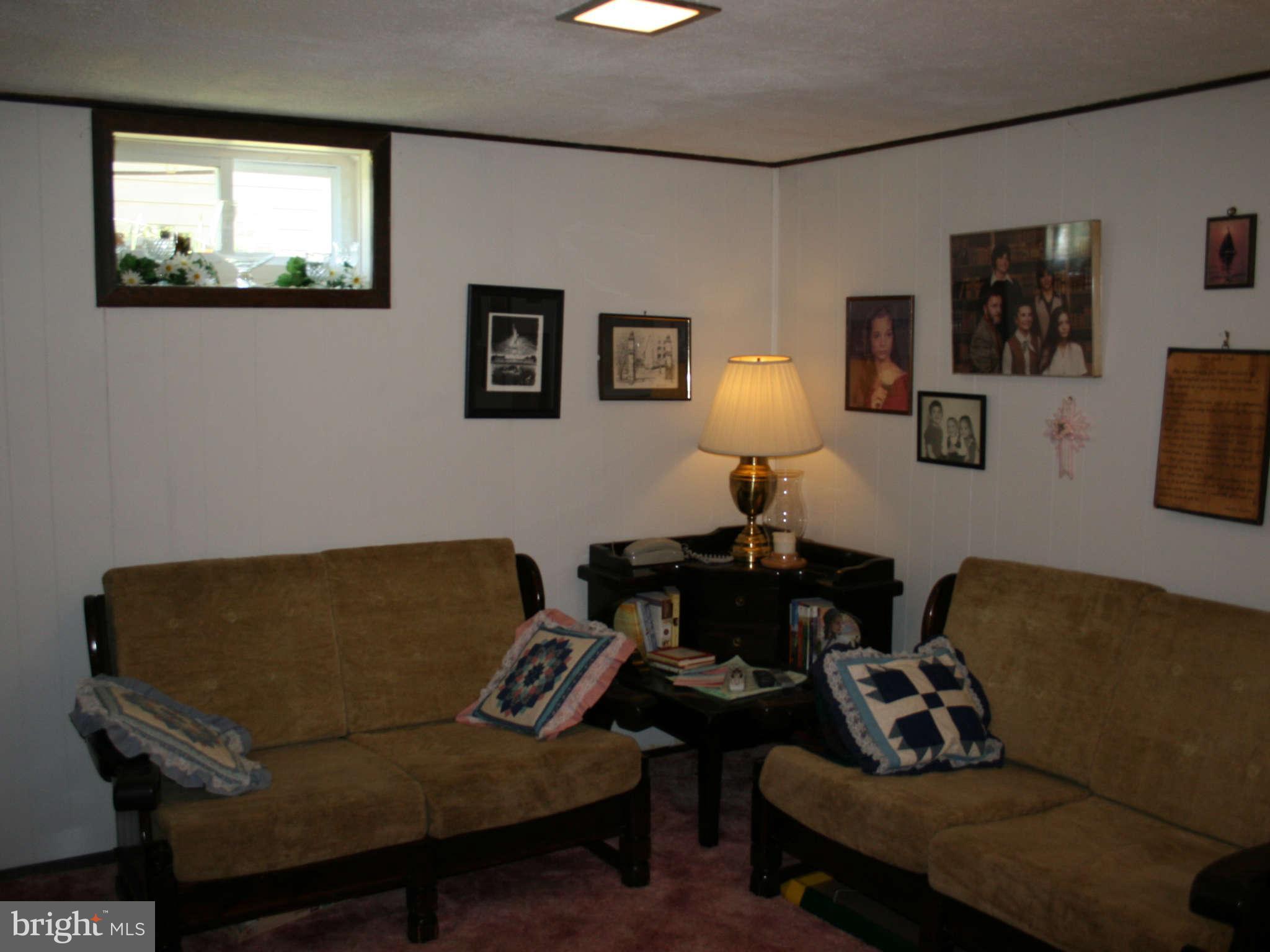 1822 Ridgewick Road Glen Burnie, MD 21061 - Photo 16 of 29 Den