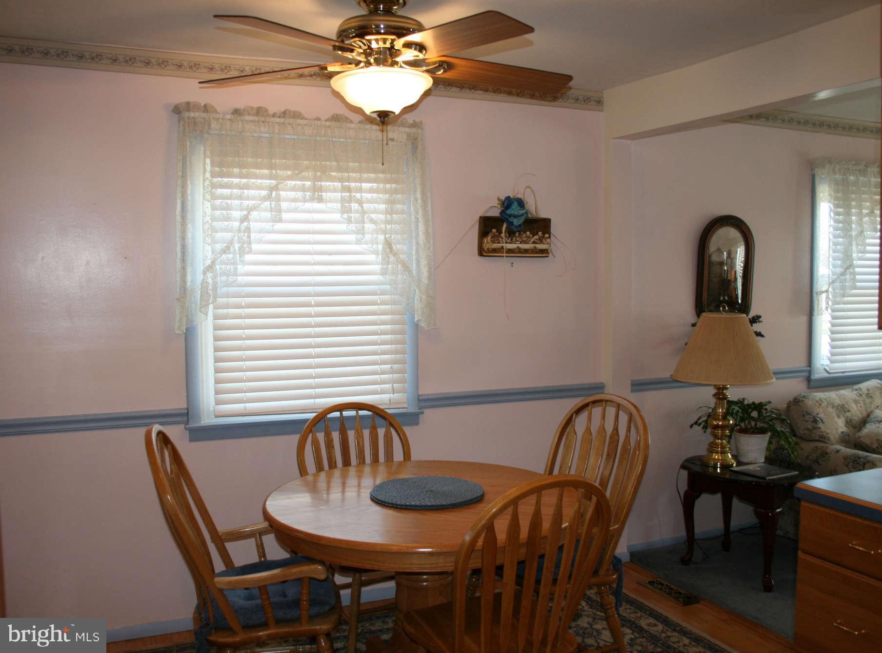 1822 Ridgewick Road Glen Burnie, MD 21061 - Photo 5 of 29 Kitchen