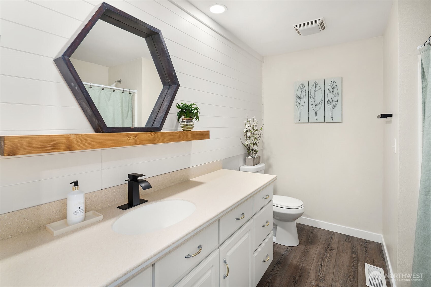 15632 Southeast 168th Street Renton, WA 98058 - Photo 20 of 35 Gallery Image 20