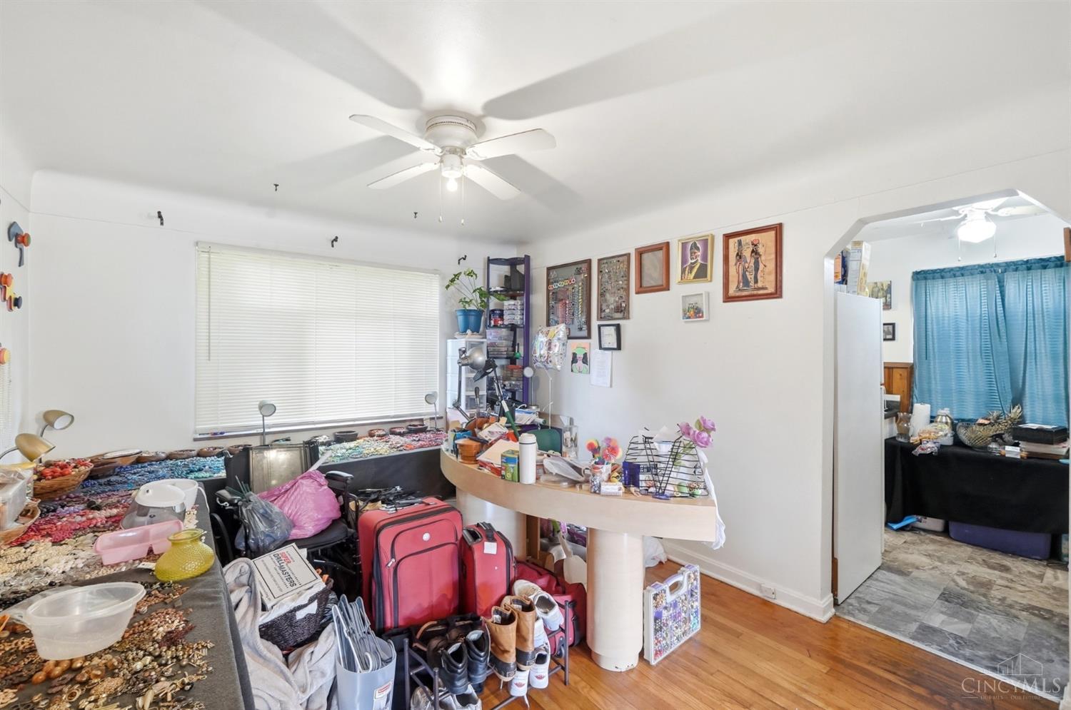 6211 Paddock Road Cincinnati, OH 45216 - Photo 18 of 80