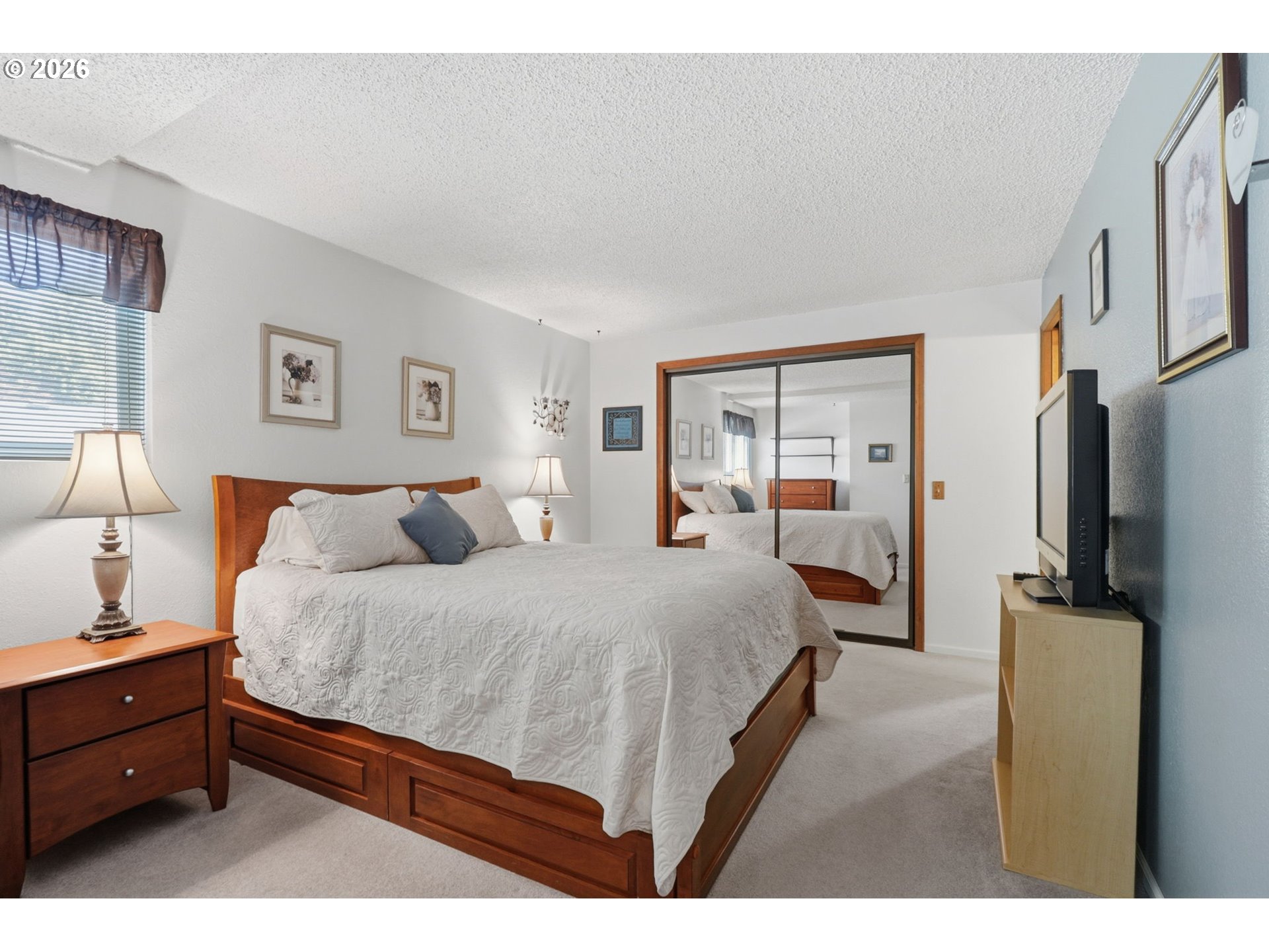 19654 Southwest Murphy Street Beaverton, OR 97078 - Photo 20 of 41 Owner's Suite Bedroom