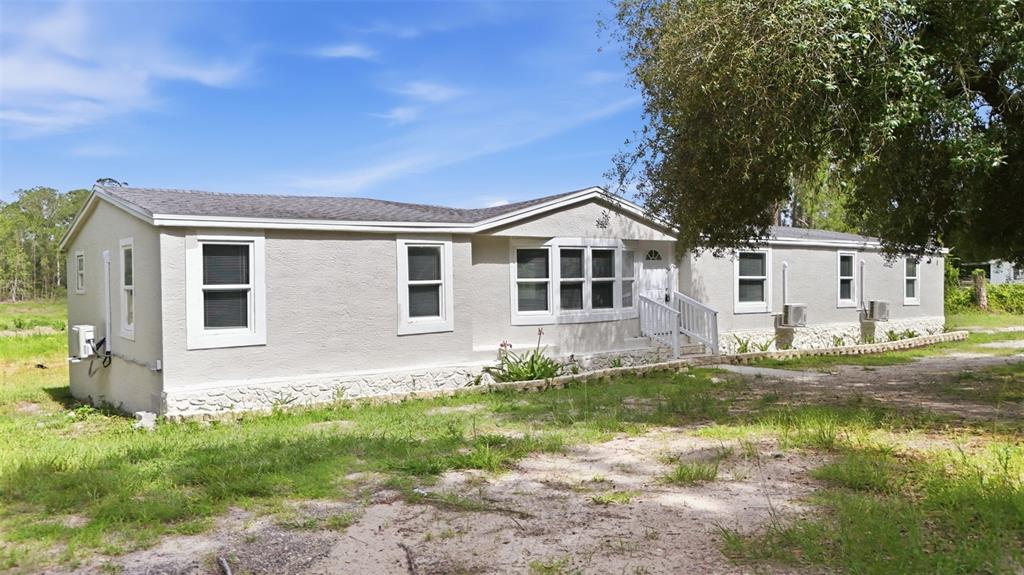 40404 Holly Branch Road Eustis, FL 32736 - Photo 4 of 38