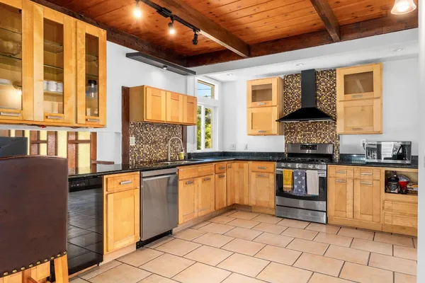 $1,319,000 | 14 Morehouse Drive, Watsonville, CA 95076