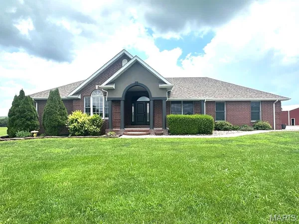 $729,900 | 21880 Highway B 2 Lebanon Mo 65536, Lebanon, MO 65536