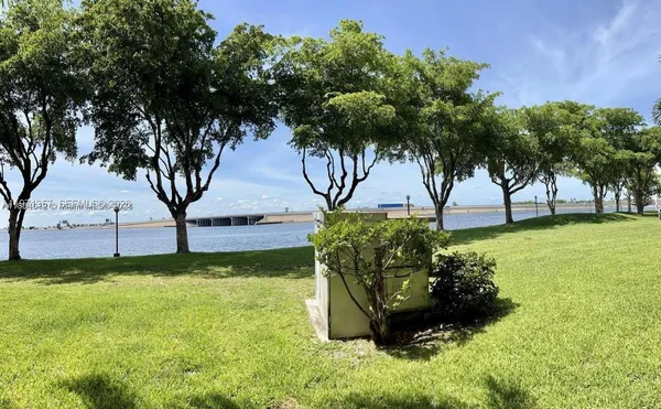 $238,000 | 4705 Northwest 7th Street, Unit 2067, Miami, FL 33126