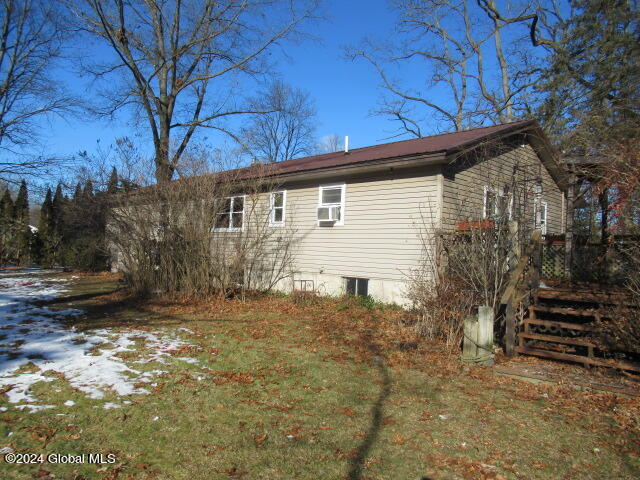 31 Evans Road Malta, NY 12019 - Photo 4 of 16 IMG_7756
