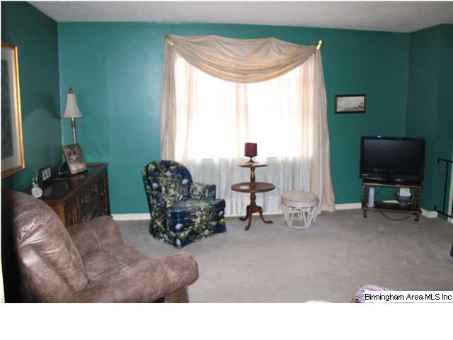129 Hickory Street Alabaster, AL 35114 - Photo 12 of 29