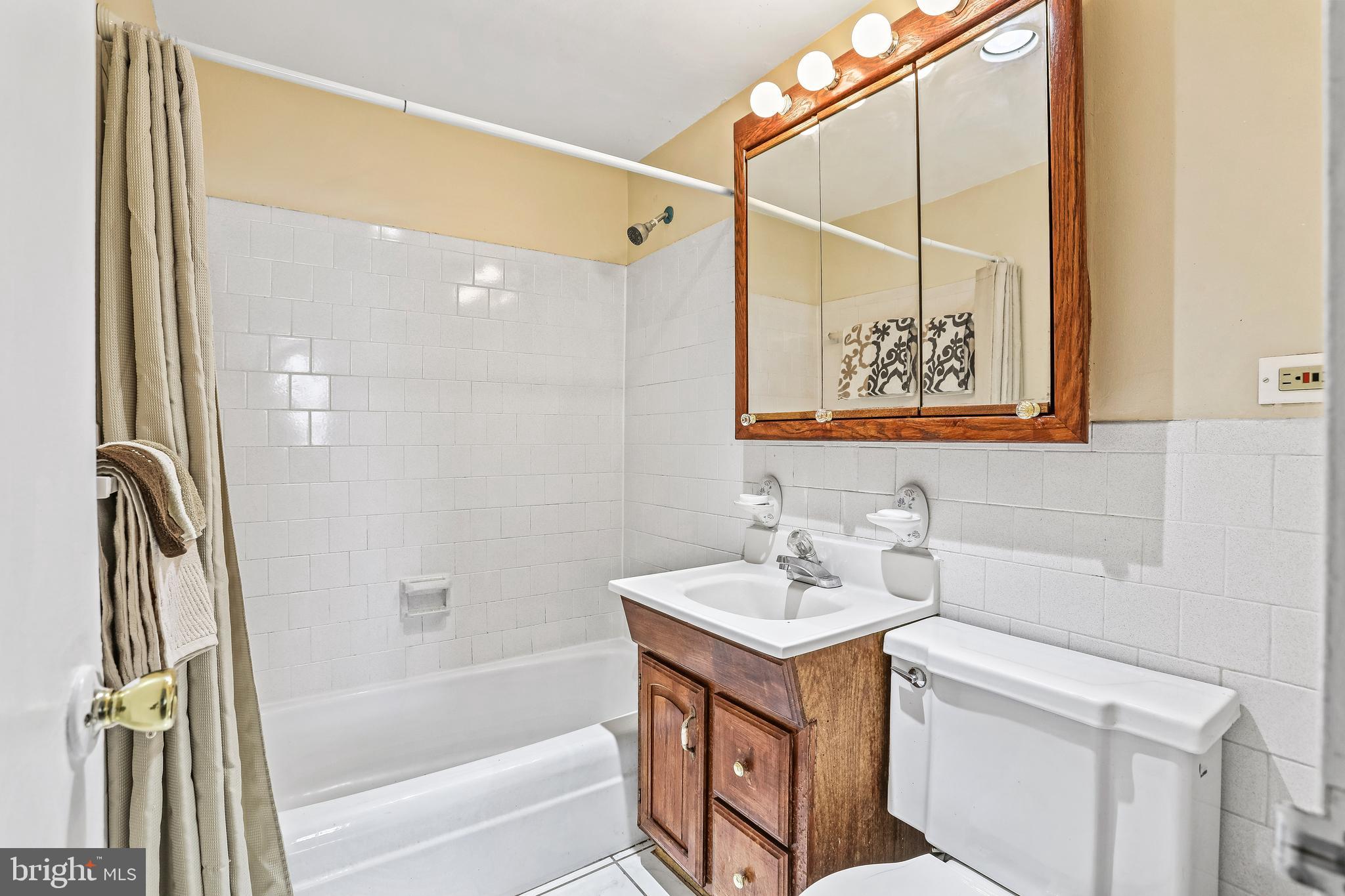 4600 Duke Street, Unit 1017 Alexandria, VA 22304 - Photo 12 of 15