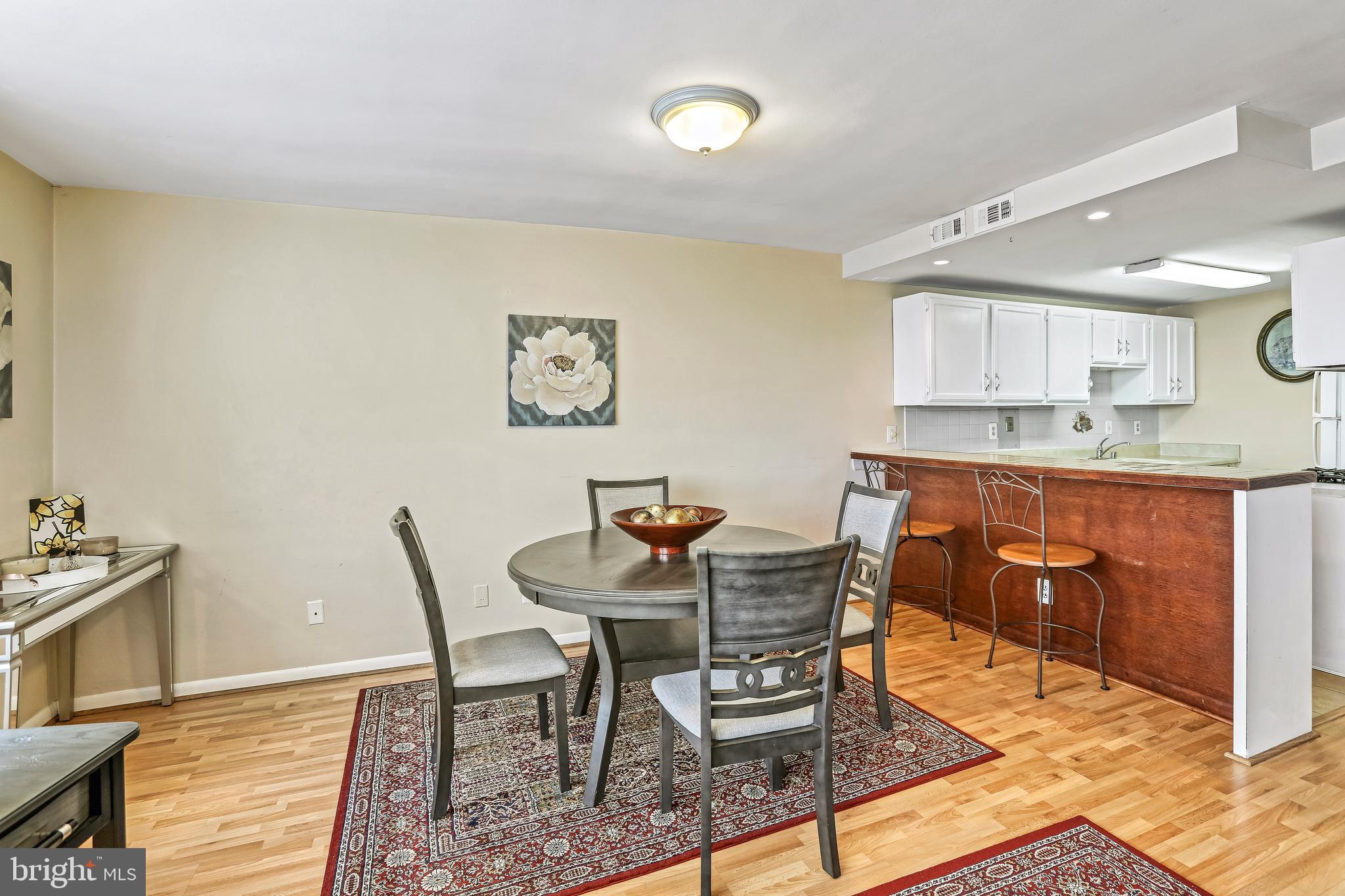 4600 Duke Street, Unit 1017 Alexandria, VA 22304 - Photo 7 of 15