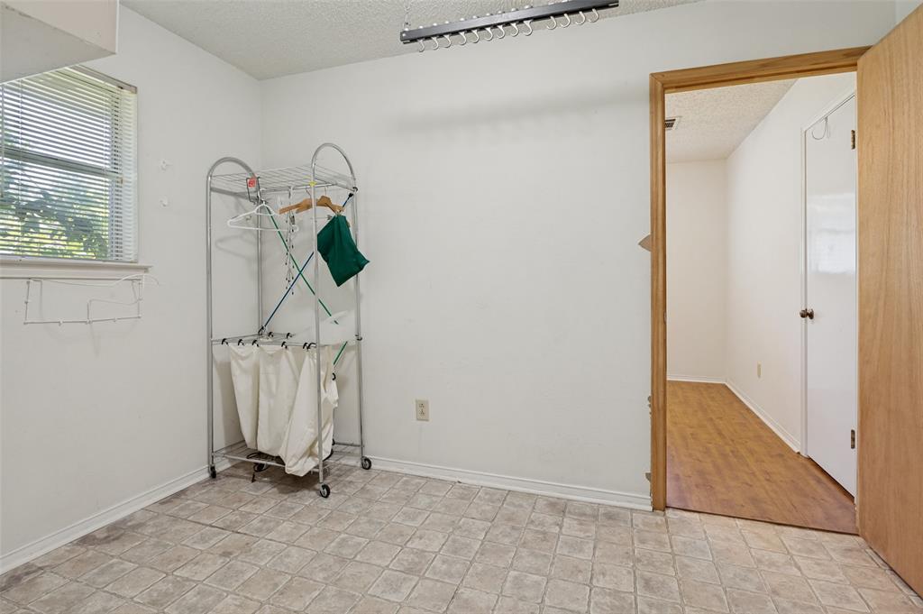1121 Billie Ruth Lane Hurst, TX 76053 - Photo 15 of 25