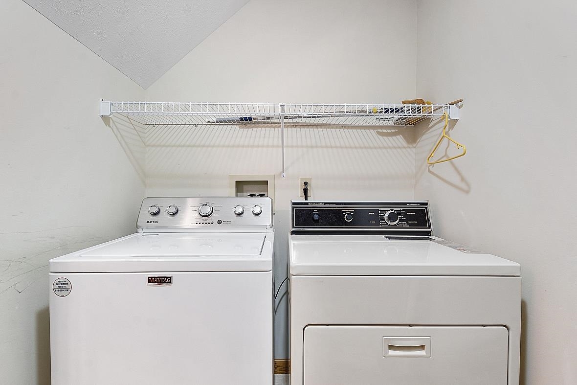 9 Overlook Drive, Unit E Atkinson, NH 03811 - Photo 24 of 34