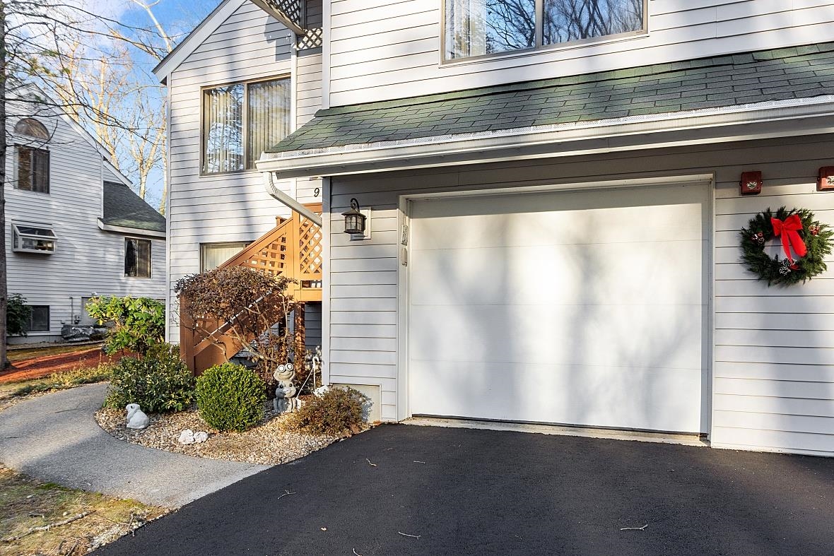 9 Overlook Drive, Unit E Atkinson, NH 03811 - Photo 3 of 34