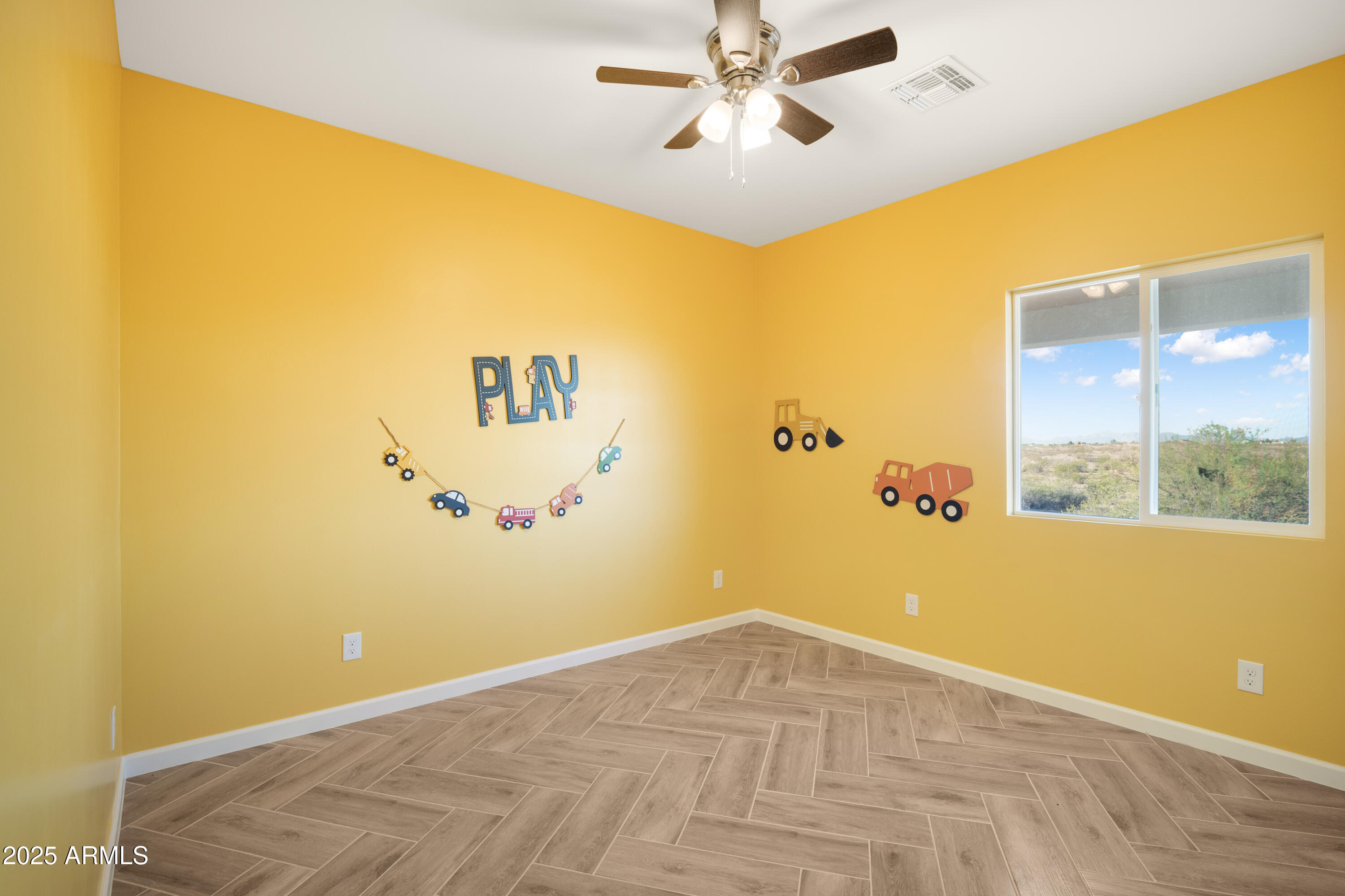 35684 West Chipman Road Tonopah, AZ 85354 - Photo 15 of 39 a view of a big room with windows