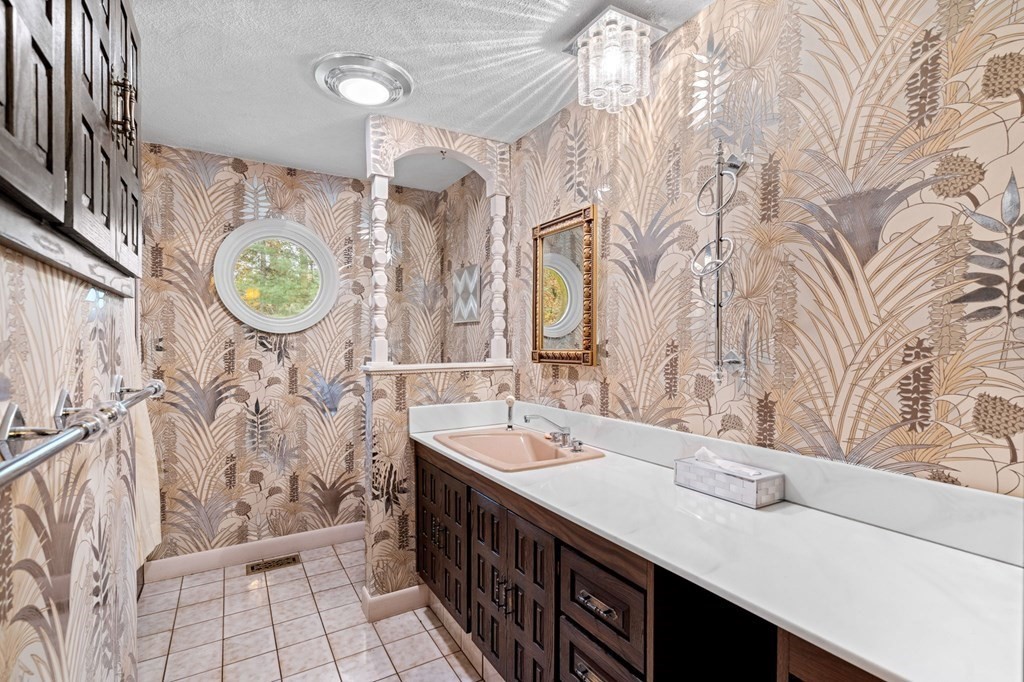 315 Main Street Boxford, MA 01921 - Photo 17 of 28